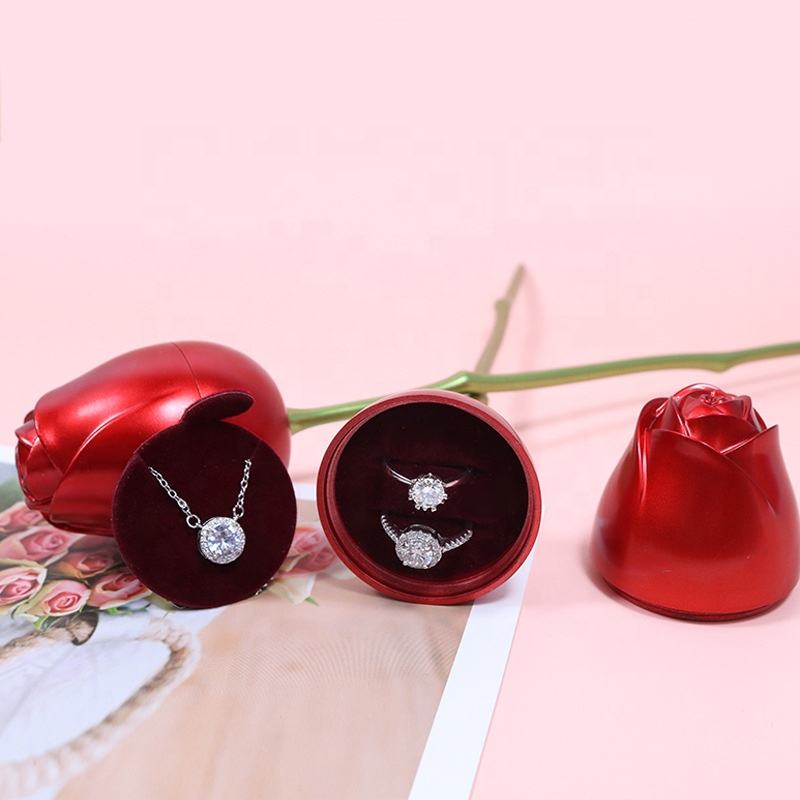 Luxury Metallic Rose Gift Box – Elegant Single Stem Presentation